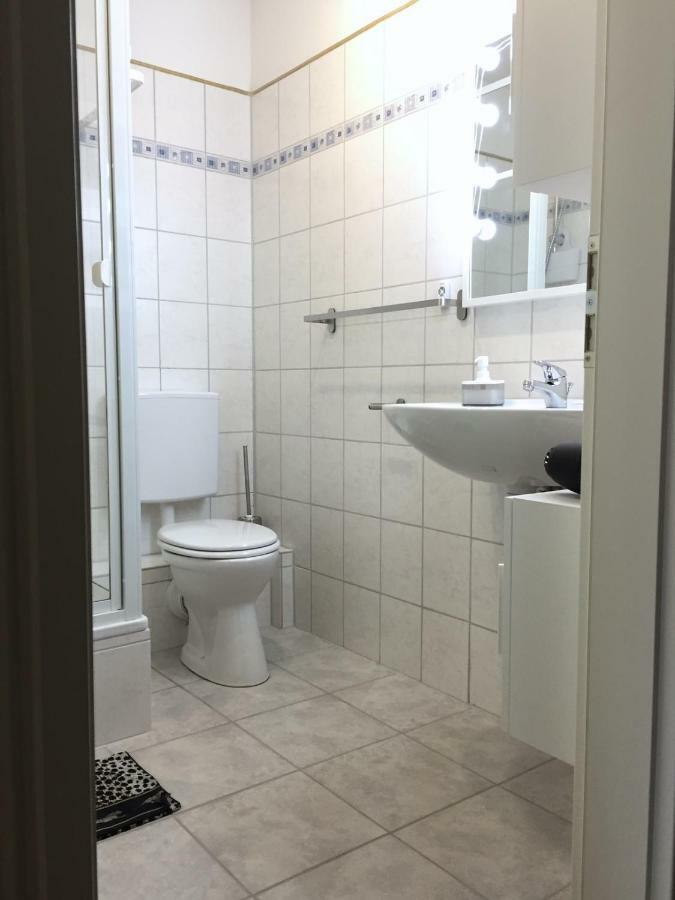 Grosses Helles Zimmer + Eigenes Bad Хамбург Екстериор снимка